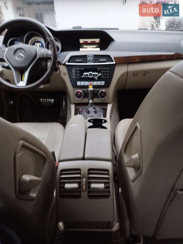 Седан Mercedes-Benz C-Class 2014 в Тячеве