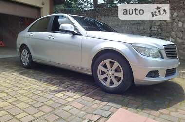 Mercedes-Benz C-Class 2007