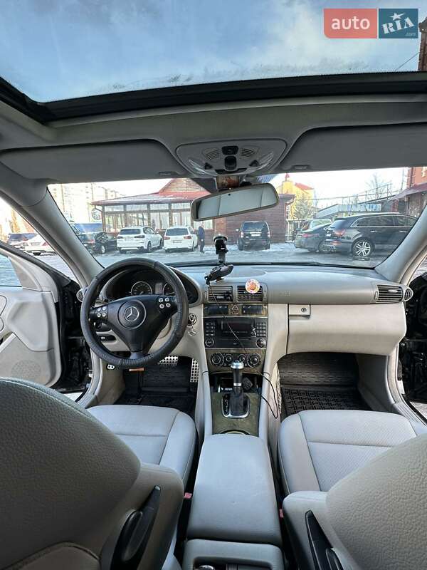 Седан Mercedes-Benz C-Class 2007 в Тернополе