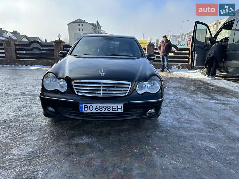 Седан Mercedes-Benz C-Class 2007 в Тернополе