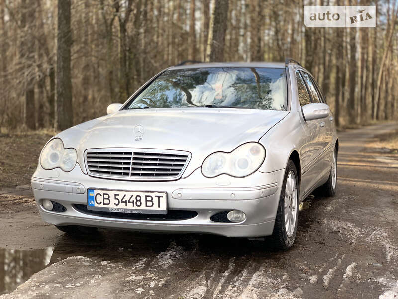 Універсал Mercedes-Benz C-Class 2002 в Лубнах