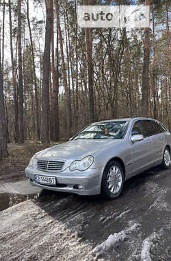 Універсал Mercedes-Benz C-Class 2002 в Лубнах