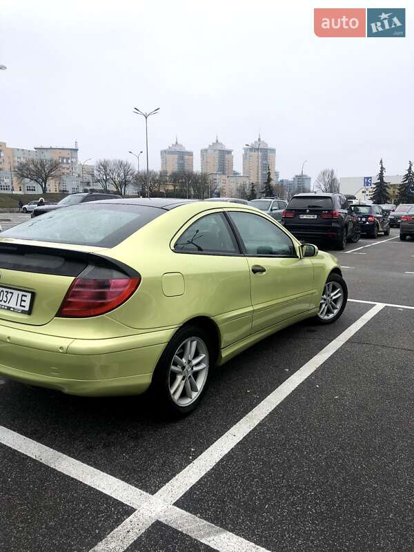 Купе Mercedes-Benz C-Class 2004 в Житомире
