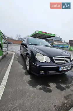 Mercedes-Benz C-Class 2004