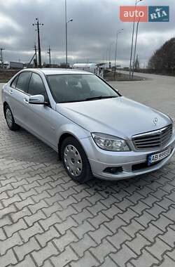 Седан Mercedes-Benz C-Class 2010 в Виннице