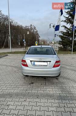 Седан Mercedes-Benz C-Class 2010 в Виннице