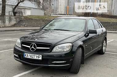 Седан Mercedes-Benz C-Class 2010 в Киеве