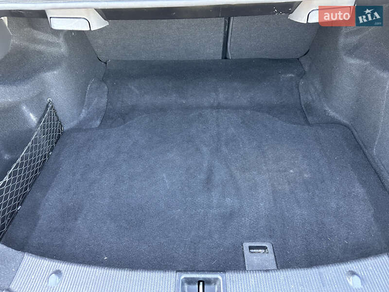 Седан Mercedes-Benz C-Class 2010 в Черкассах