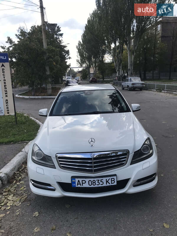 Седан Mercedes-Benz C-Class 2011 в Запорожье