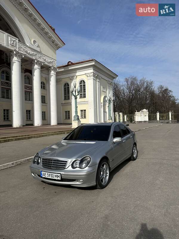 Седан Mercedes-Benz C-Class 2000 в П'ятихатках
