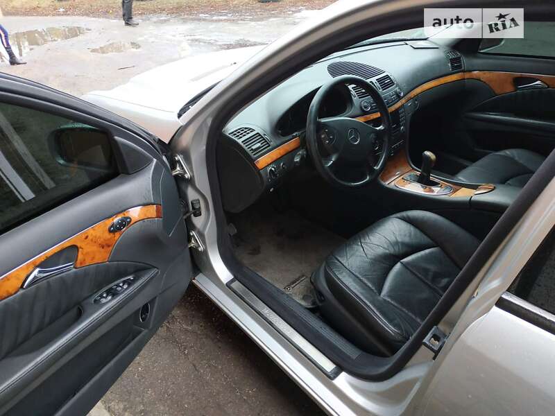 Седан Mercedes-Benz C-Class 2003 в Павлограді