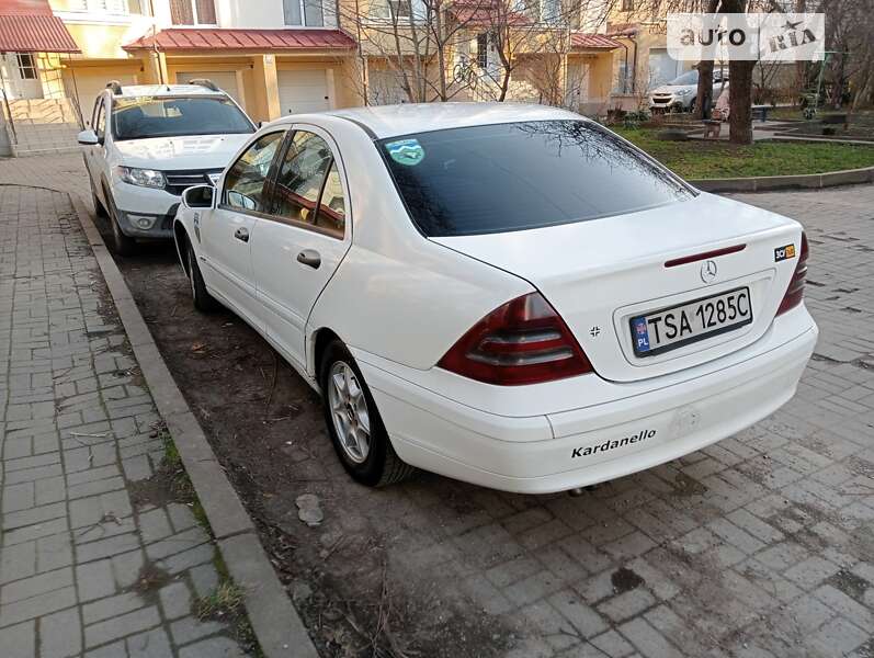 Седан Mercedes-Benz C-Class 2000 в Слов'янську