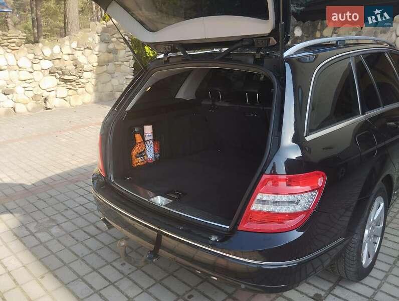 Универсал Mercedes-Benz C-Class 2009 в Львове фото 4 Универсал Mercedes-Benz C-Class 2009 в Львове