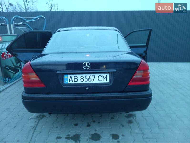 Седан Mercedes-Benz C-Class 1993 в Летичеве