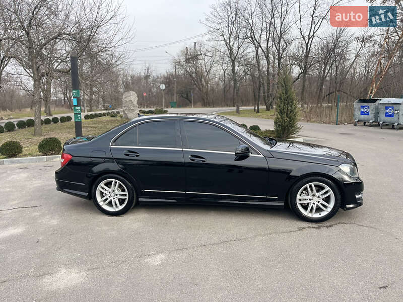 Седан Mercedes-Benz C-Class 2013 в Запорожье фото 6 Седан Mercedes-Benz C-Class 2013 в Запорожье