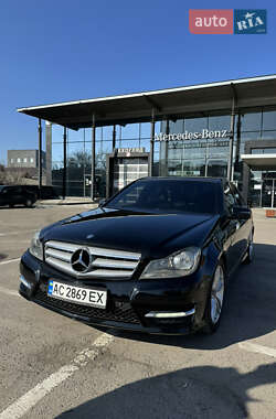 Mercedes-Benz C-Class 2011