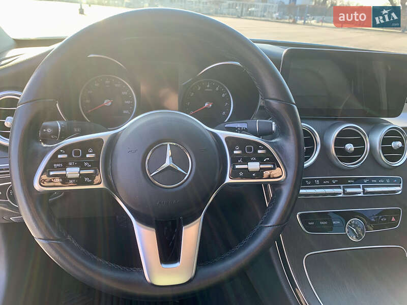 Седан Mercedes-Benz C-Class 2020 в Черновцах