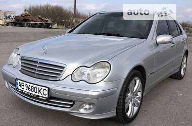 Седан Mercedes-Benz C-Class 2004 в Вінниці