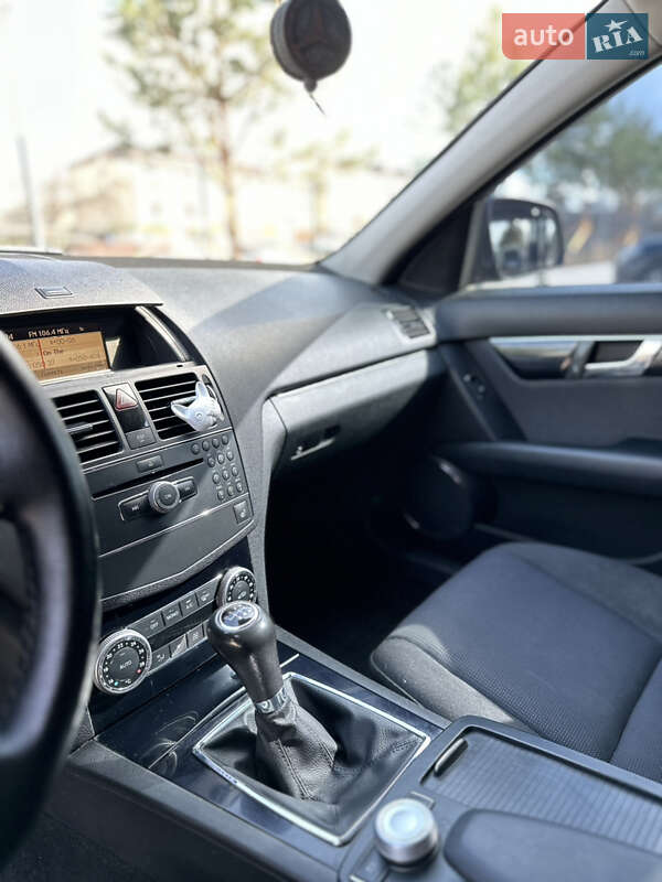 Универсал Mercedes-Benz C-Class 2008 в Ровно
