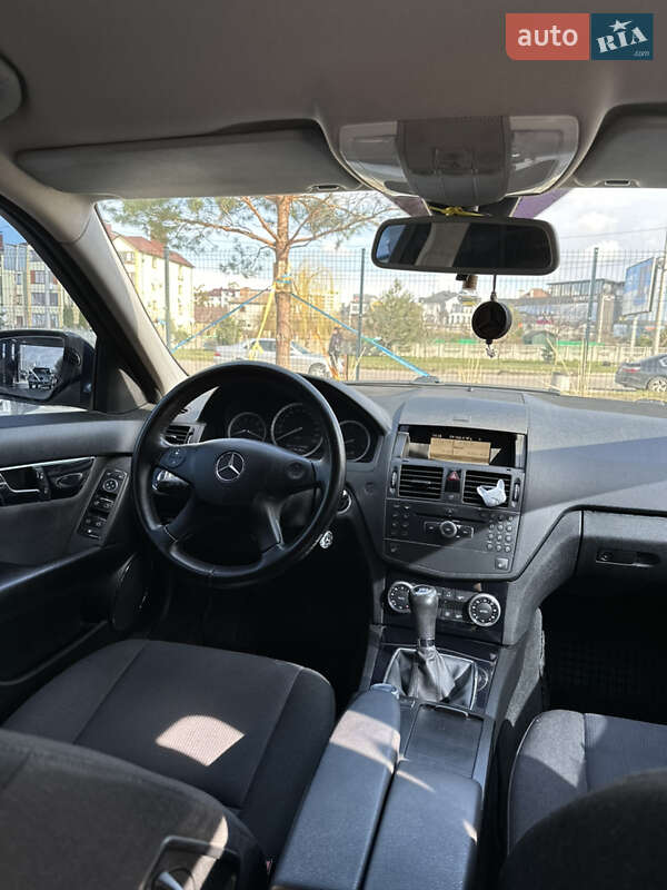 Универсал Mercedes-Benz C-Class 2008 в Ровно
