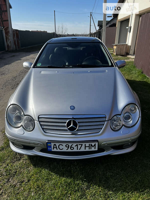 Купе Mercedes-Benz C-Class 2004 в Луцьку