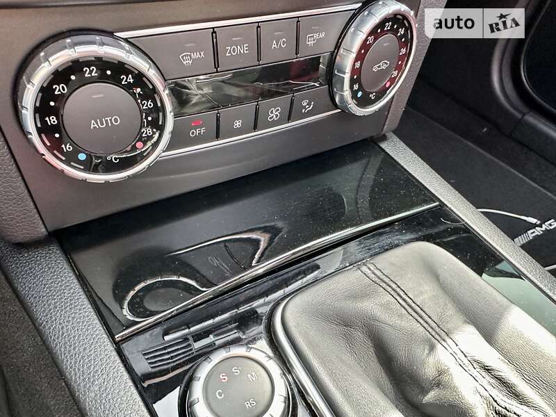 Купе Mercedes-Benz C-Class 2011 в Киеве