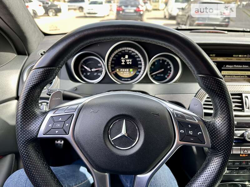 Купе Mercedes-Benz C-Class 2011 в Киеве