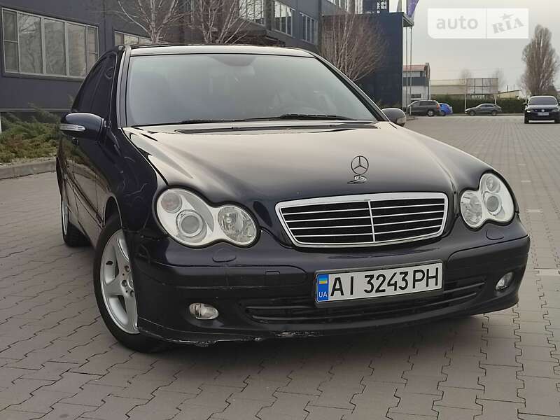 Седан Mercedes-Benz C-Class 2005 в Білій Церкві