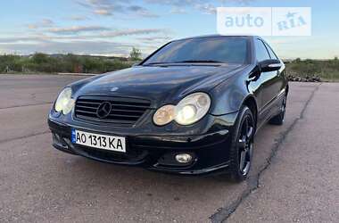 Купе Mercedes-Benz C-Class 2004 в Ужгороді