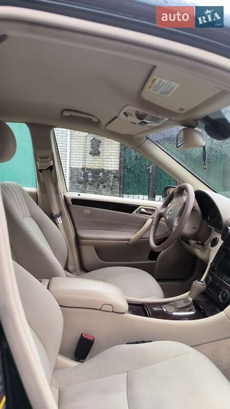 Седан Mercedes-Benz C-Class 2004 в Житомире