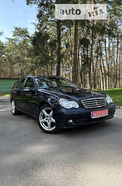 Універсал Mercedes-Benz C-Class 2006 в Чернігові