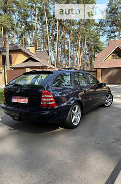 Универсал Mercedes-Benz C-Class 2006 в Чернигове