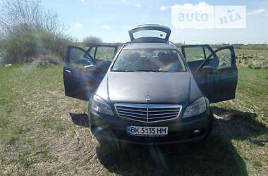 Универсал Mercedes-Benz C-Class 2010 в Ровно