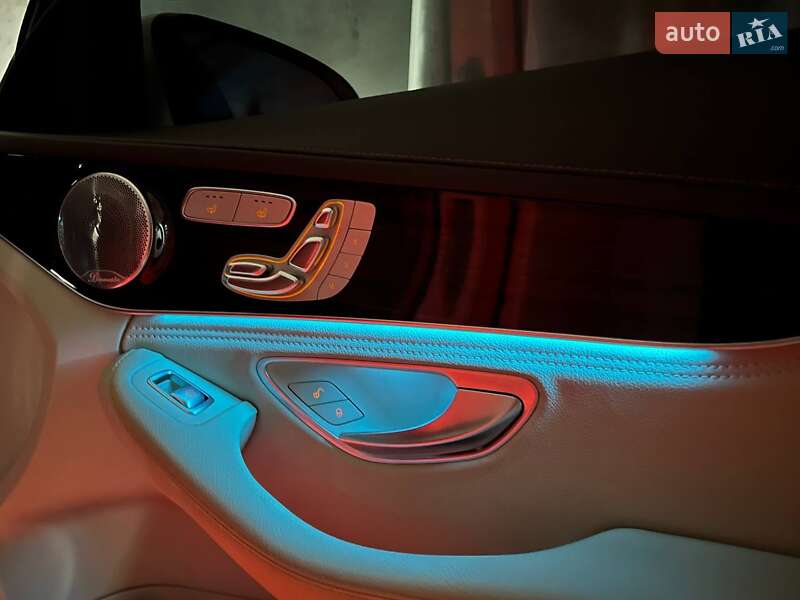 Седан Mercedes-Benz C-Class 2014 в Кривом Роге