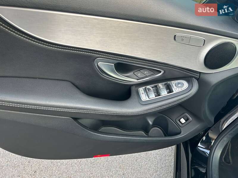 Универсал Mercedes-Benz C-Class 2015 в Киеве