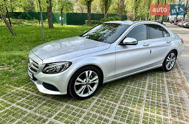 Седан Mercedes-Benz C-Class 2017 в 