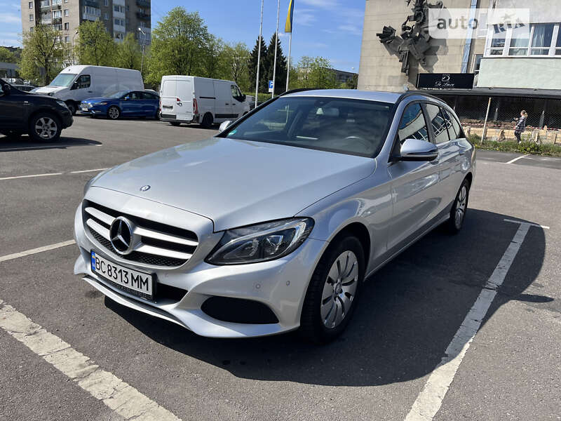 Універсал Mercedes-Benz C-Class 2016 в Львові