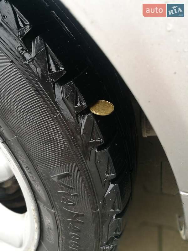 Седан Mercedes-Benz C-Class 2001 в Белой Церкви фото 30 Седан Mercedes-Benz C-Class 2001 в Белой Церкви