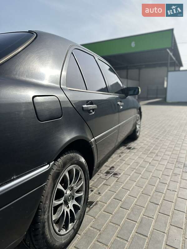 Седан Mercedes-Benz C-Class 1994 в Одесі