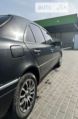 Седан Mercedes-Benz C-Class 1994 в Одессе