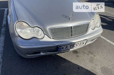 Седан Mercedes-Benz C-Class 2003 в Киеве