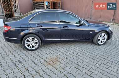 Седан Mercedes-Benz C-Class 2007 в Черновцах