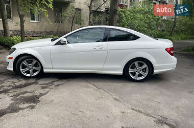 Купе Mercedes-Benz C-Class 2014 в 