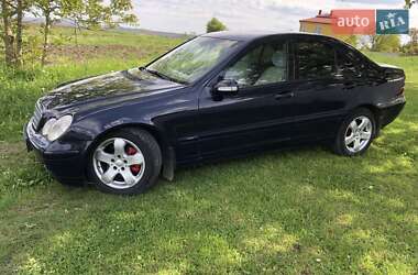 Седан Mercedes-Benz C-Class 2001 в Городенке