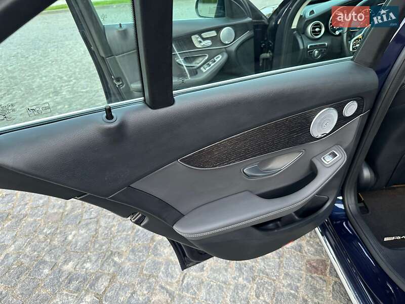 Седан Mercedes-Benz C-Class 2021 в Жовкве