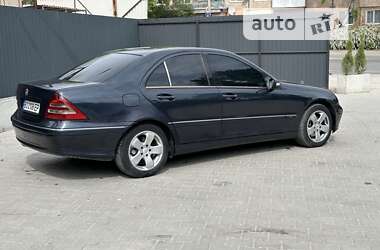 Седан Mercedes-Benz C-Class 2001 в Тернополі