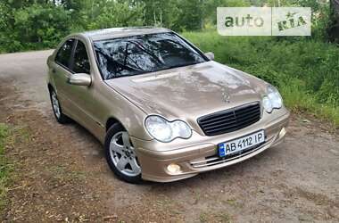 Седан Mercedes-Benz C-Class 2005 в Тульчине