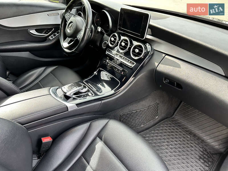 Седан Mercedes-Benz C-Class 2014 в Киеве