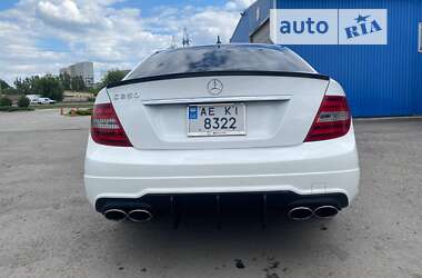 Седан Mercedes-Benz C-Class 2012 в Днепре