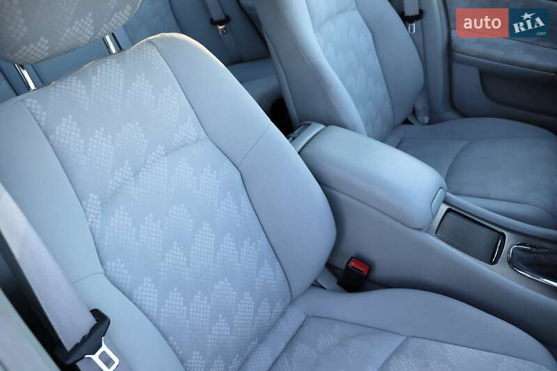 Седан Mercedes-Benz C-Class 2002 в Львове